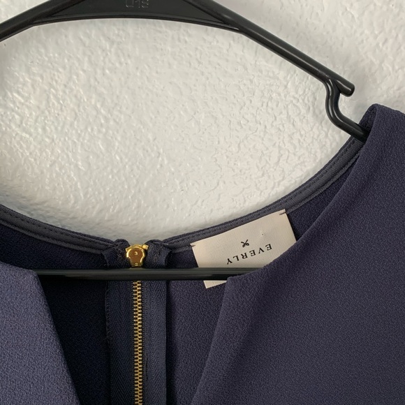 Everly Navy Blue V Dress - Picture 4 of 6